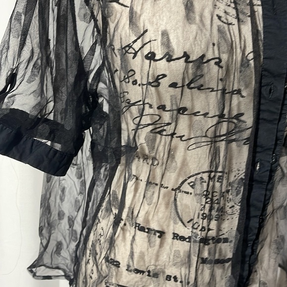 HOT TOPIC BLACK NYLON TOP WITH FLOCKING SIZE 3 (12) - Picture 3 of 6